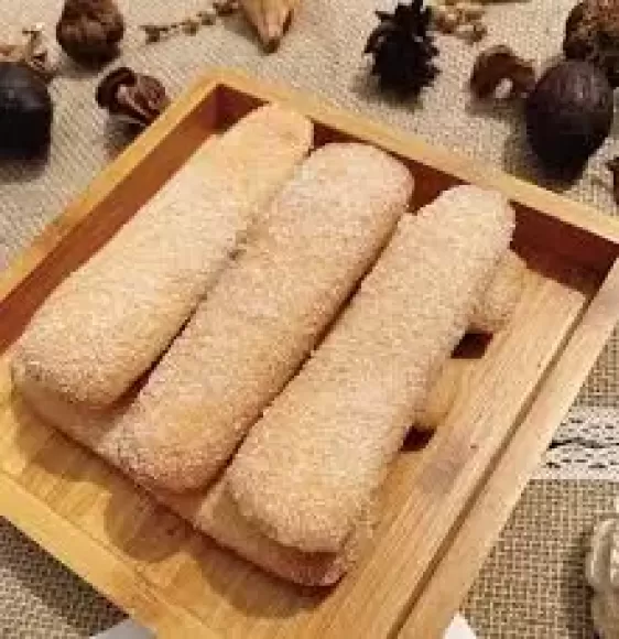 Bánh Sâm Banh – Loại Bánh Tuổi Thơ Gắn Liền Với Ký Ức Nhiều Thế Hệ