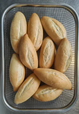 Bánh mì truyền thống handmade