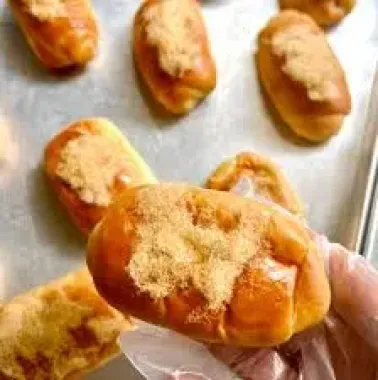 Bánh mì ngọt nhân khoai môn / đẩu đỏ / lava trứng muối/ việt quất
