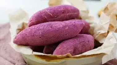 Bánh mì ngọt nhân khoai môn / đẩu đỏ / lava trứng muối/ việt quất