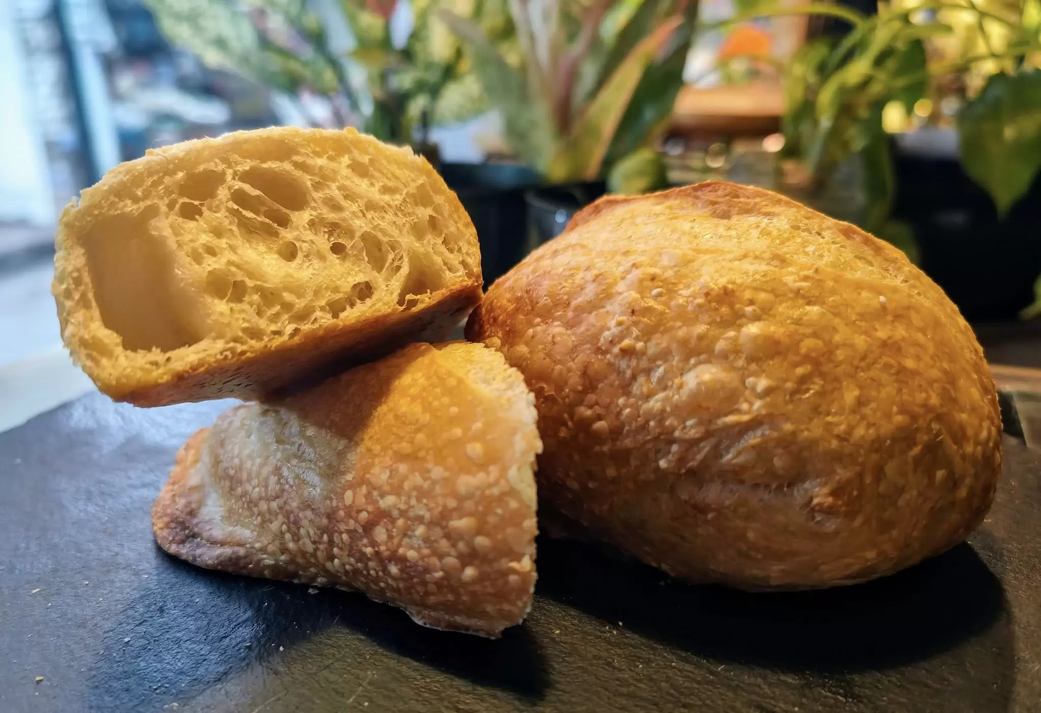 Bánh mì mè HÀN QUỐC